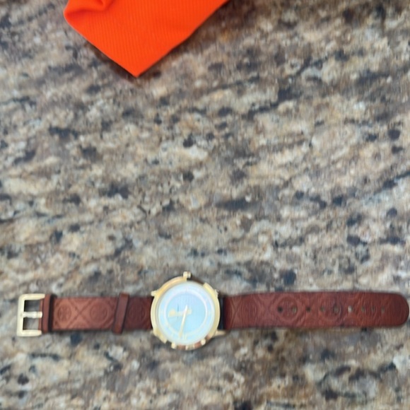 Gorgeous Tory Burch watch! - Picture 2 of 3